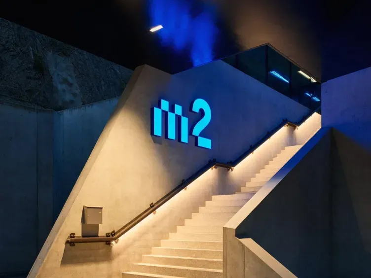 m2 railgroup